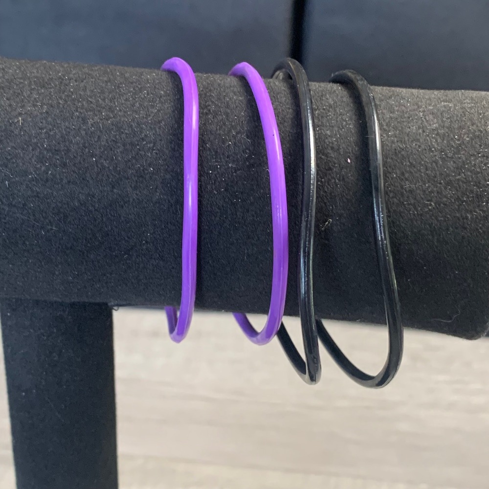 Set of 4 Black and Purple Jelly Bangle Bracelets Minimalist Stackable 7.5 In